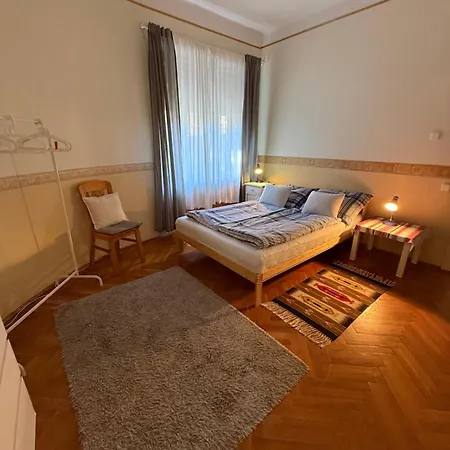 Irma Vendeghaz * בדקסוניטומאי