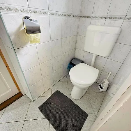 Irma Vendeghaz בית נופש *