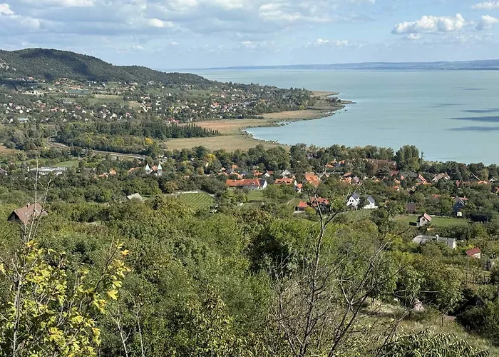 Case de vacanță Irma Vendeghaz *